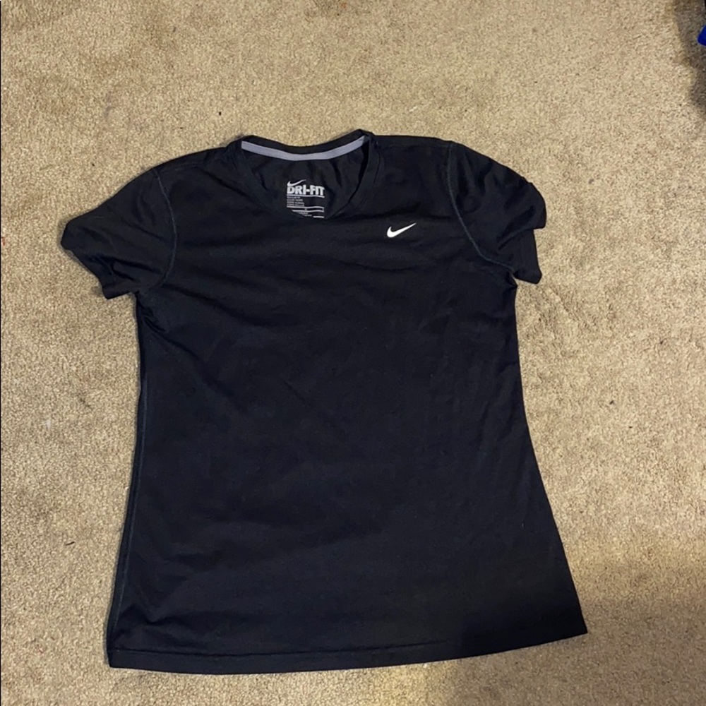 NIKE dri-fit top